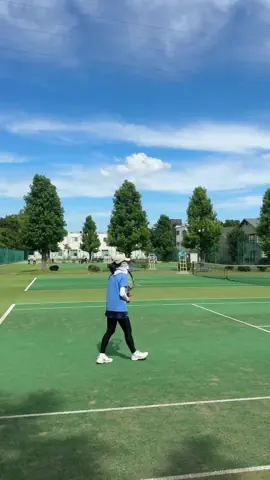 テニススクールでの練習