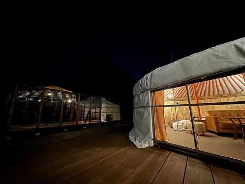 ゲルで楽しむ滞在